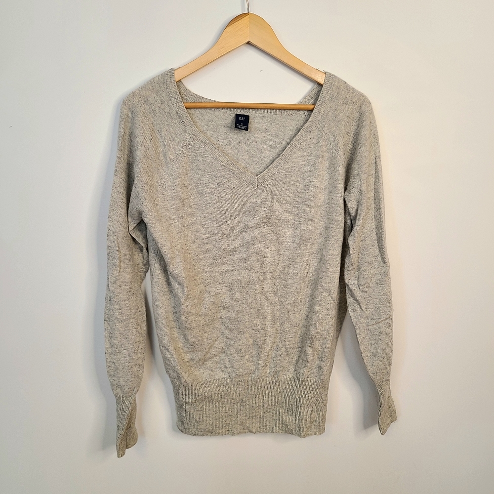 Vintage Gap Cashmere Vneck Sweater